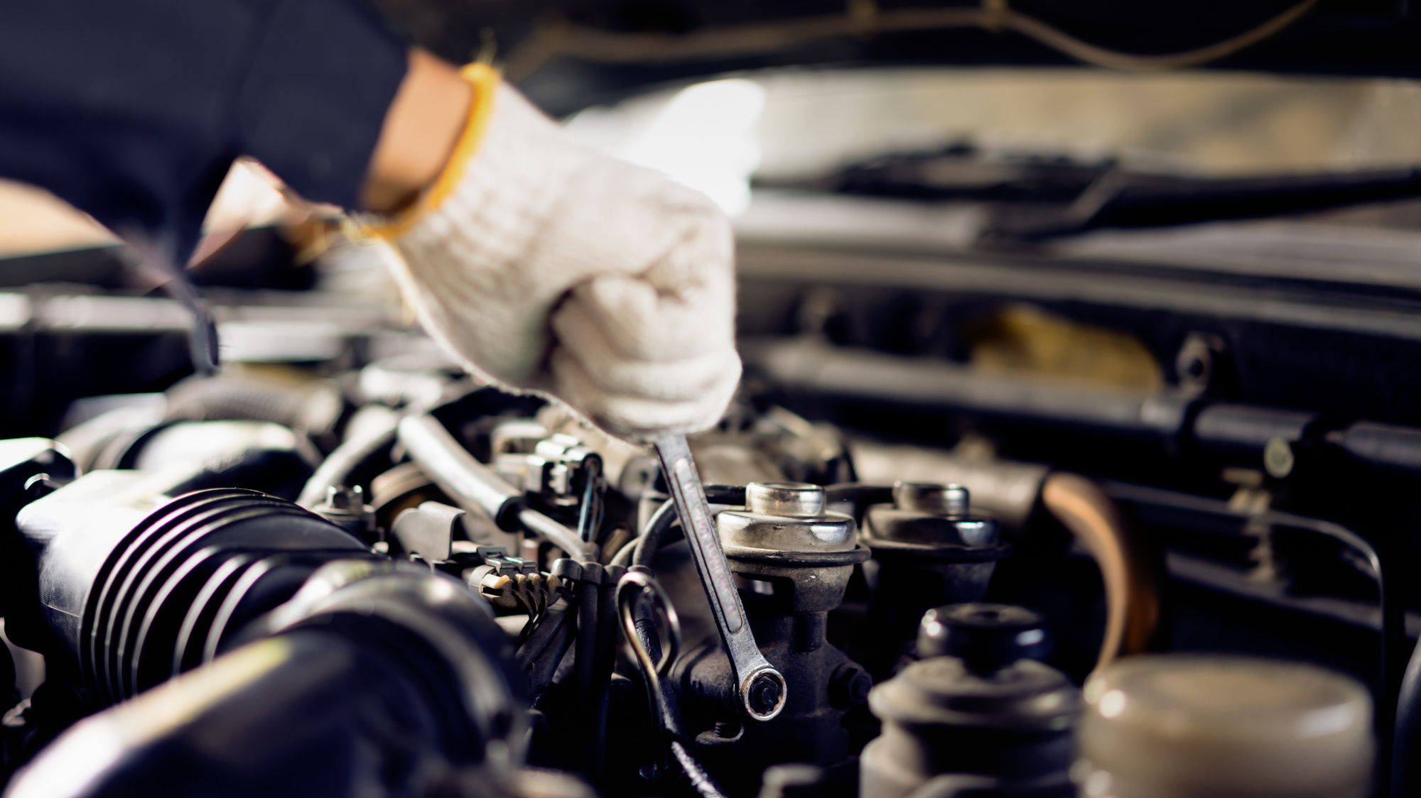 8 Tips On Saving Money When It Comes To Getting Your Car Fixed Online Auto Repair